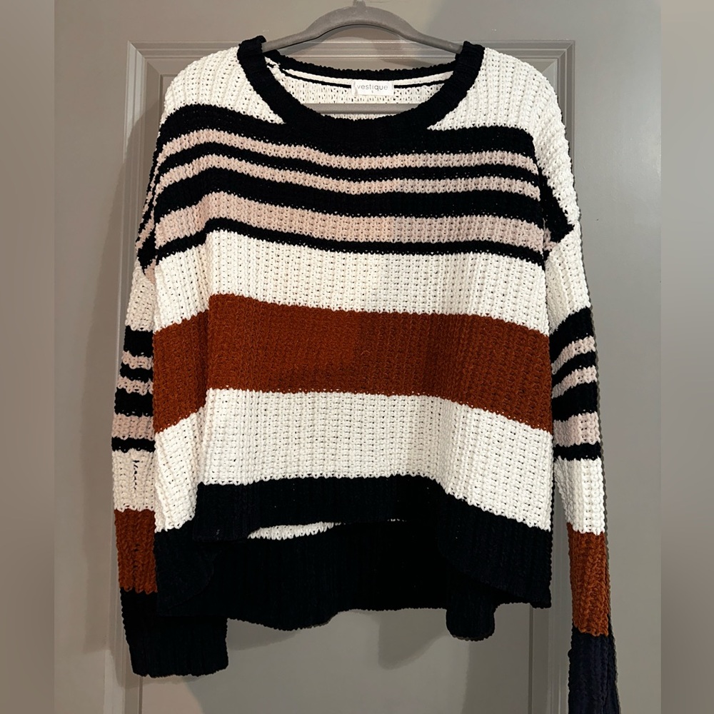 Vestique Sweater